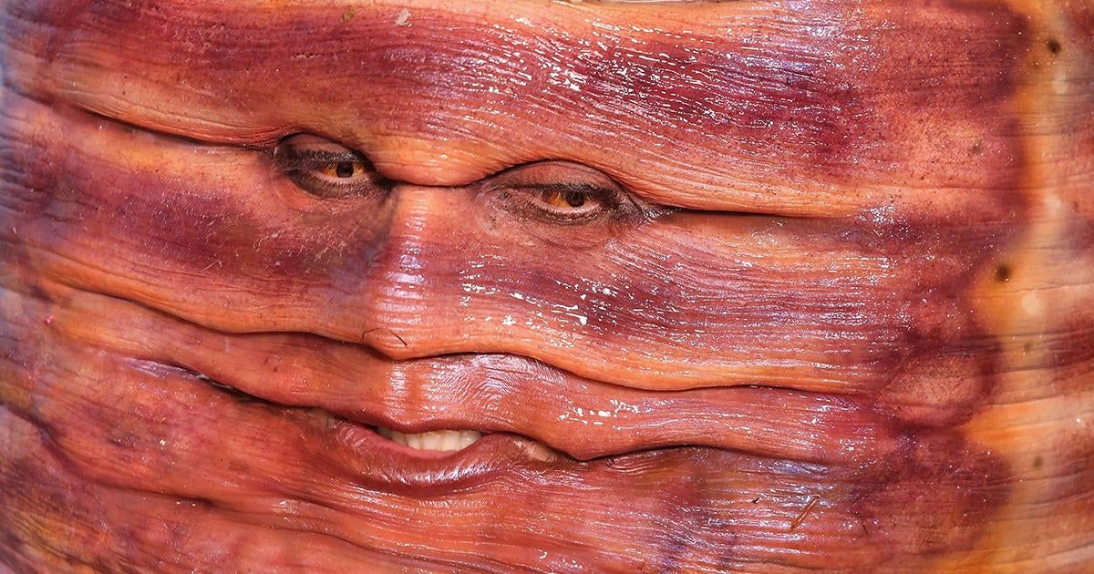 "Would you love me if I was a worm?" Apparently, yes.